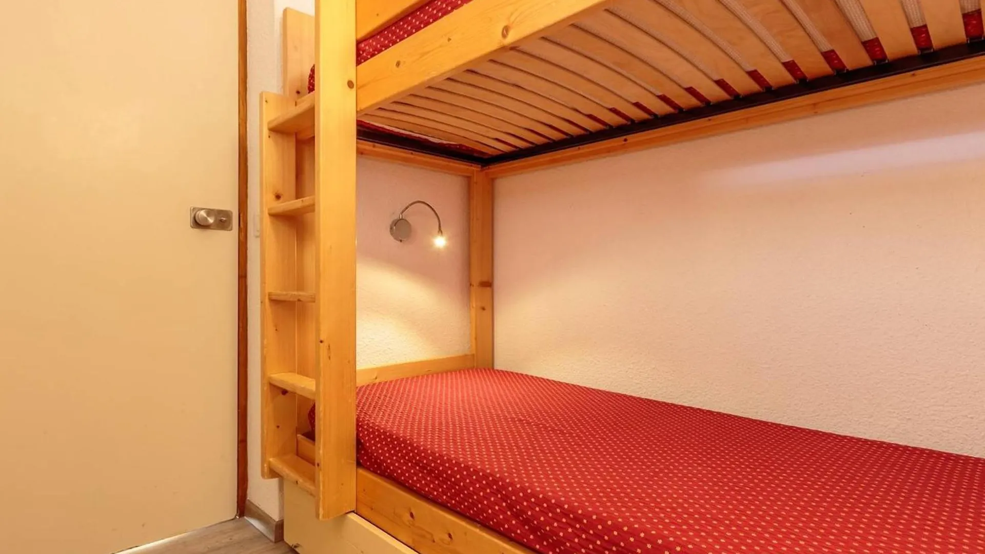 Apartment Charmant Appart. Skis Aux Pieds, Terrasse Sud, Central, 4 Pers, Tv, Parking, Casier A Ski - Fr-1-351-148 La Plagne-Tarentaise France